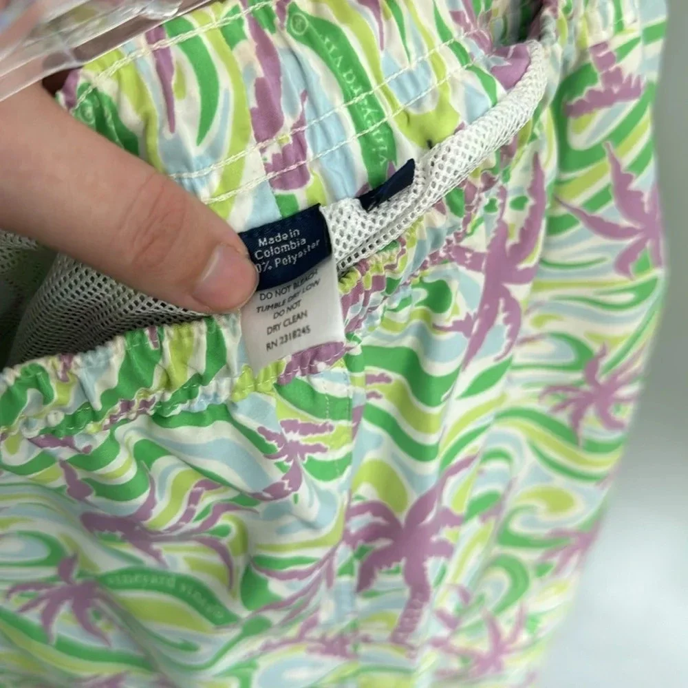 Vineyard Vines Swim Trunks Mens XL Shorts Chappy Purple Green Palm Tree 7”